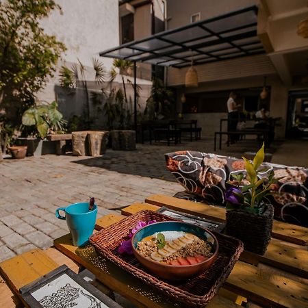 Drop Inn Hostels Colombo Esterno foto