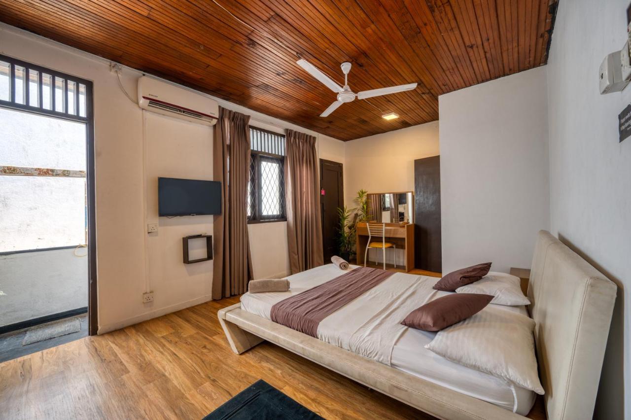 Drop Inn Hostels Colombo Esterno foto