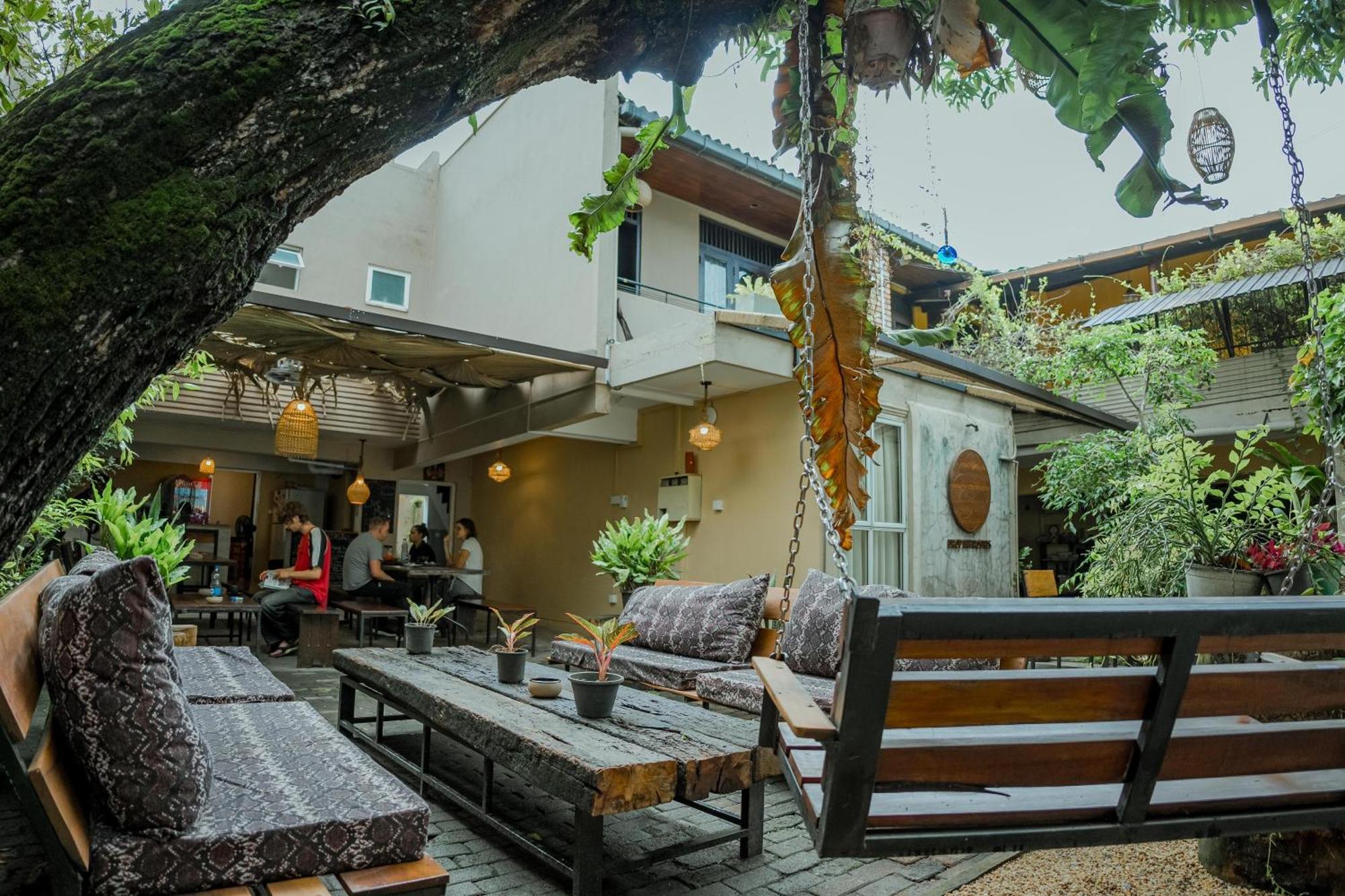 Drop Inn Hostels Colombo Esterno foto