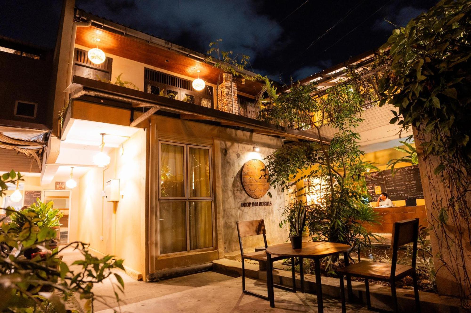 Drop Inn Hostels Colombo Esterno foto